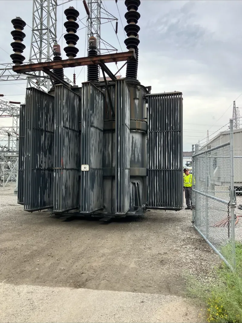 Substation bushings and primary connections